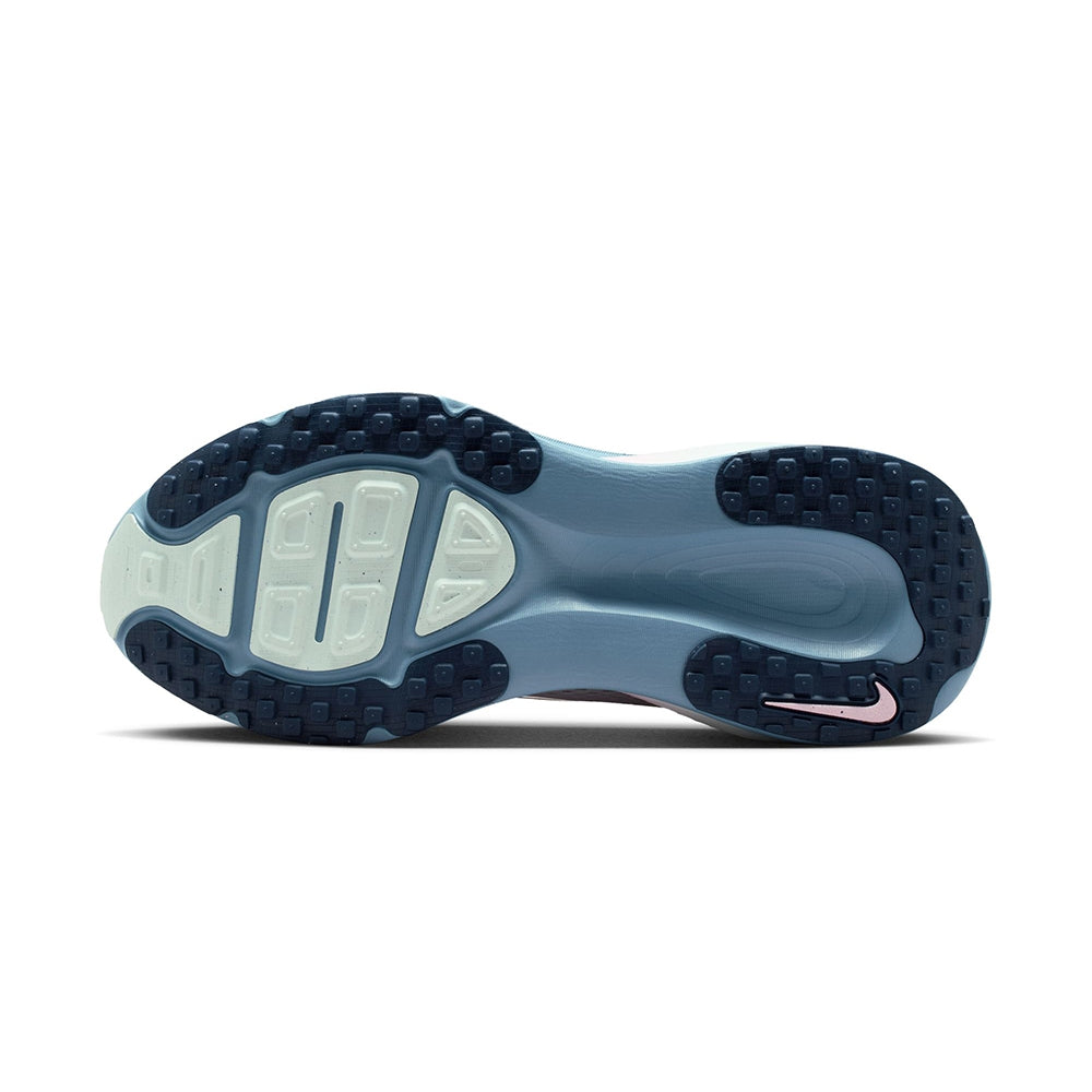 Nike W Vomero 18 Running Shoes in White Color