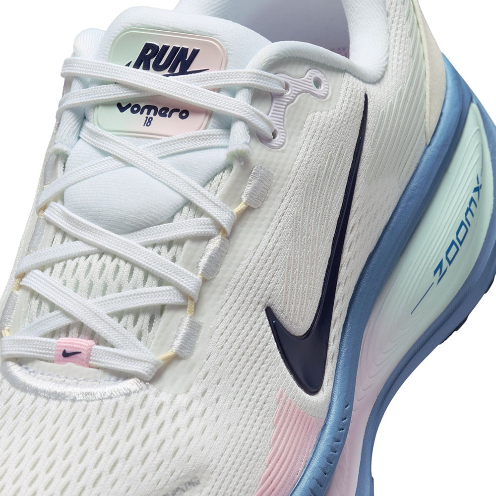 Nike W Vomero 18 Running Shoes in White Color