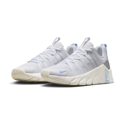 Nike W Nike Free Metcon 7 Fitness Shoes in White Color