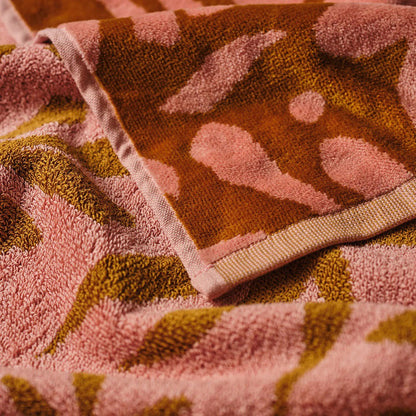 SUNNY WOVEN TOWEL | RETRO