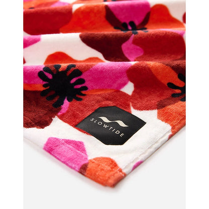 Slowtide Tahiti Beach Towel in Pink Color
