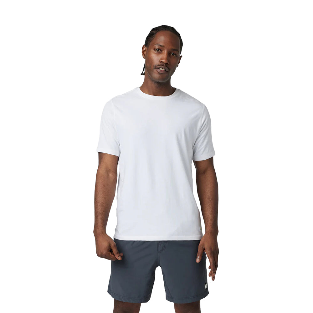 Vuori Tuvalu Tee Tops in White Color