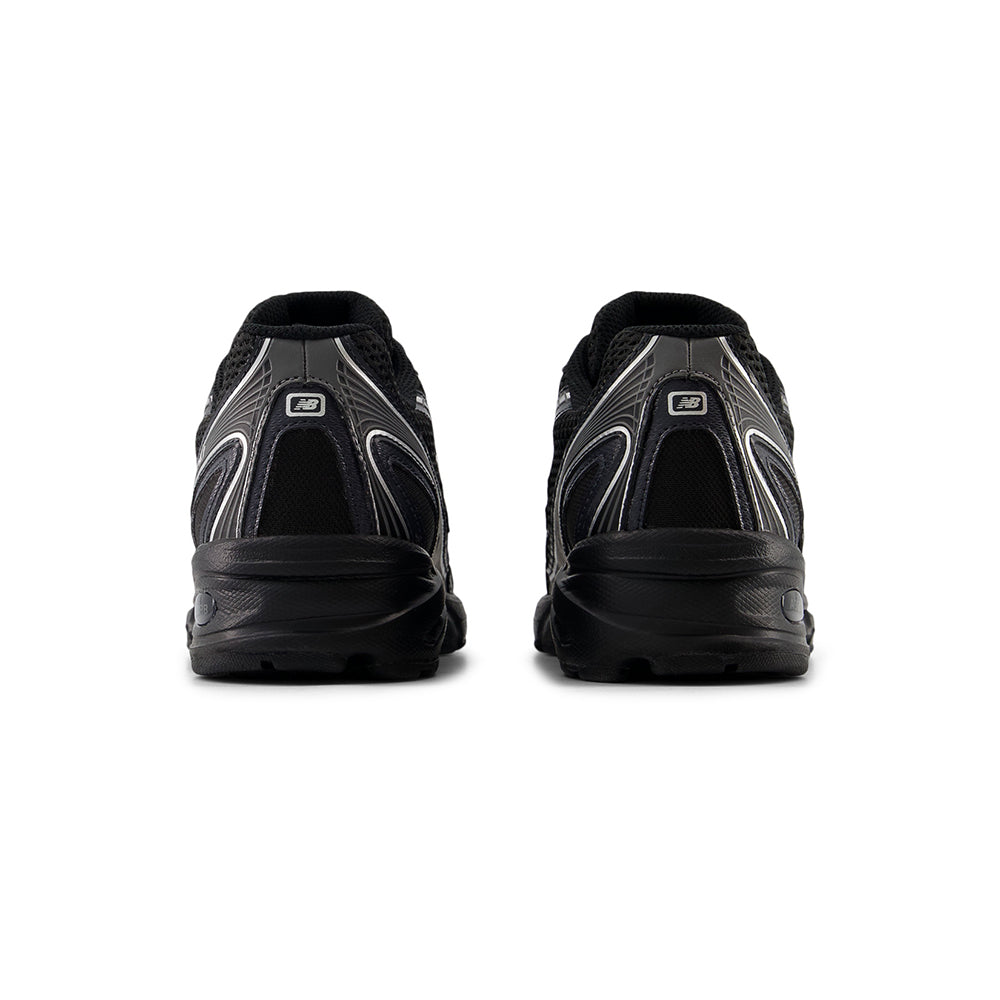 740 | BM2 BLACK