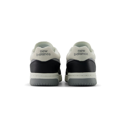 New Balance 480P Sneakers in Black Color