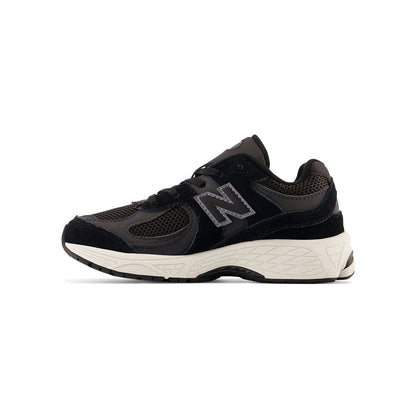 New Balance 2002 Lace Sneakers in Black Color