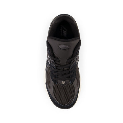 New Balance 2002 Lace Sneakers in Black Color