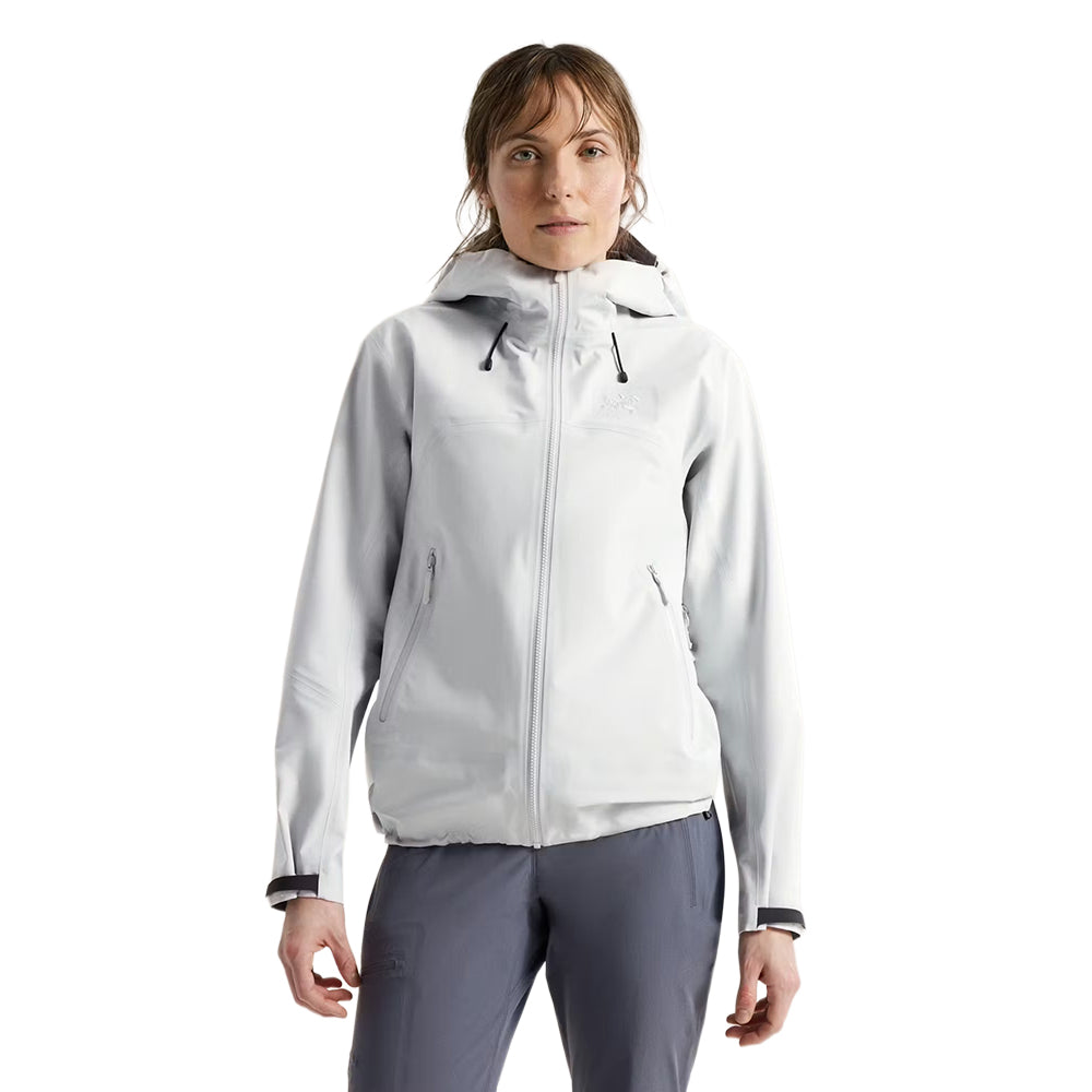 Arc'teryx Womens Beta SL Jacket | SOLITUDE – Paragon Sports