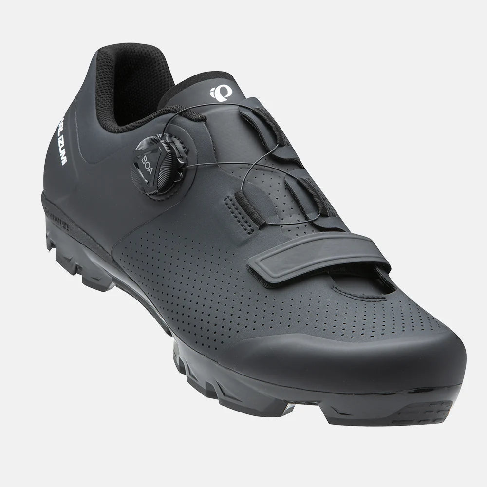 Pearl Izumi Expedition M Cycling Shoes in Black Color