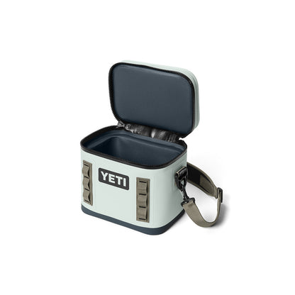 Yeti Hopper Flip 8 Cooler in Grey Color