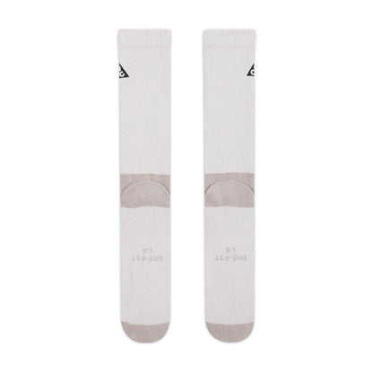 Nike Acg Everyday Elevated So Socks in White Color
