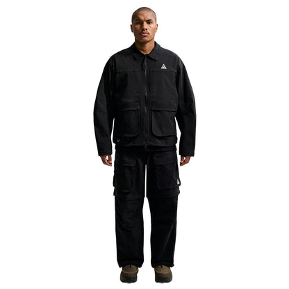 Nike M Acg Smith Summit UV Ja Running Jackets in Black Color