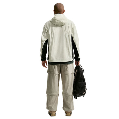 Nike Acg Five Towers UV Jckt Running Jackets in Green Color