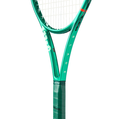 Wilson Blade 100 V10 Tennis Racquets in No Color
