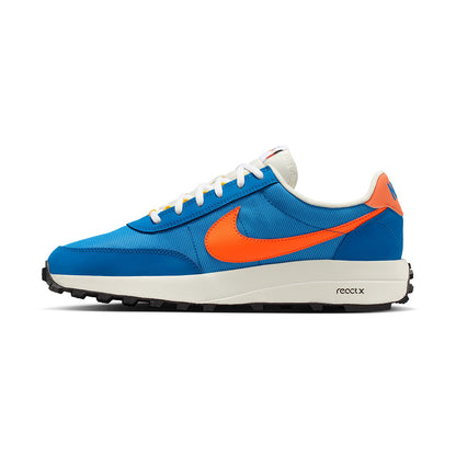 Nike Acg Ldv Sneakers in Blue Color