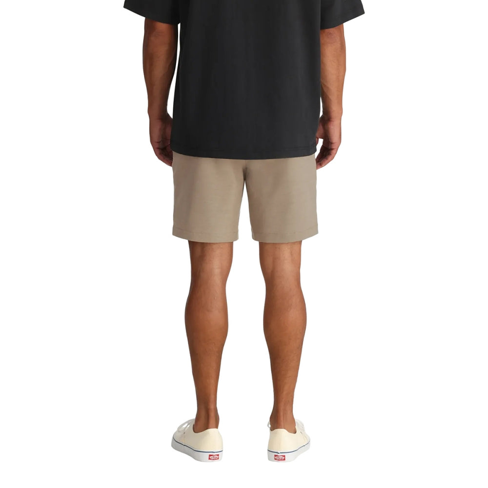 M PALMERA HYBRID SHORT | 049-DESERT