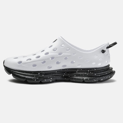 Kane Revive Running Shoes in White Color