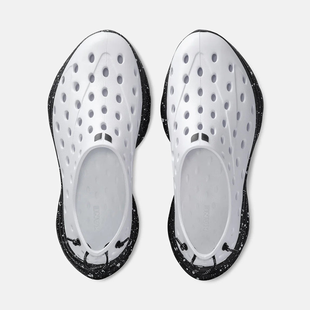 Kane Revive Running Shoes in White Color