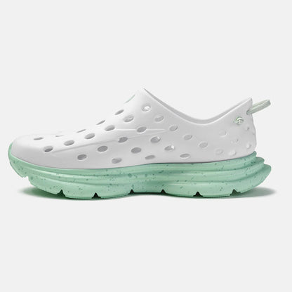 Kane Revive Running Shoes in White Color