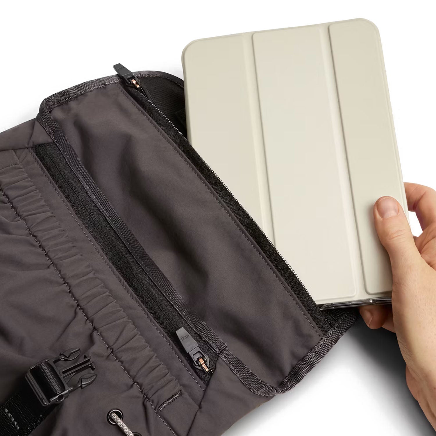 CINCH MINI MESSENGER | CHARCOAL