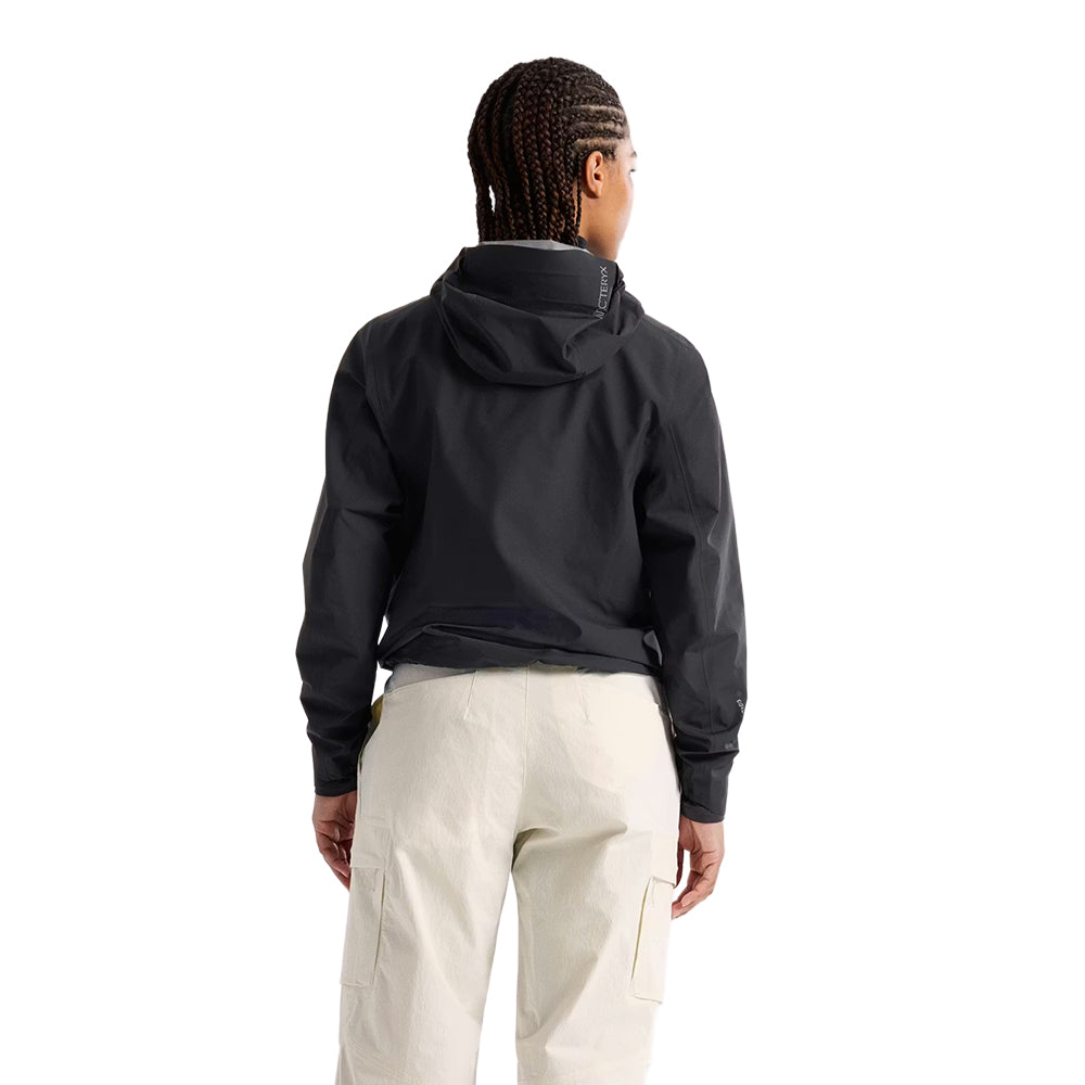 Arc'Teryx Coelle Jacket W Shells in Black Color