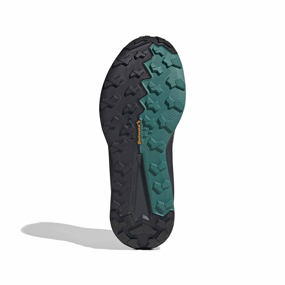 Adidas Terrex Freehiker 3 Low Boots in Grey Color