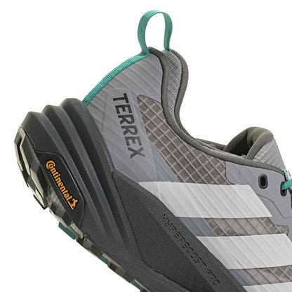 Adidas Terrex Freehiker 3 Low Boots in Grey Color