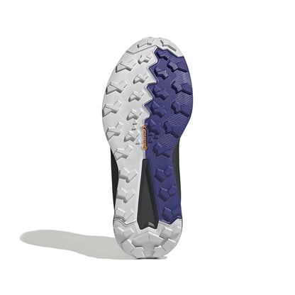 Adidas Terrex Freehiker 3 Low Boots in Grey Color