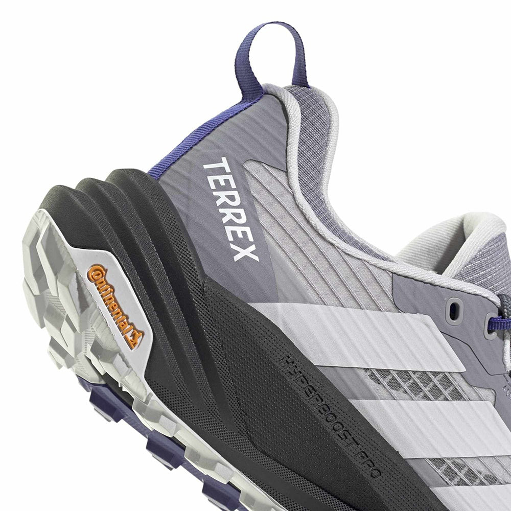 Adidas Terrex Freehiker 3 Low Boots in Grey Color
