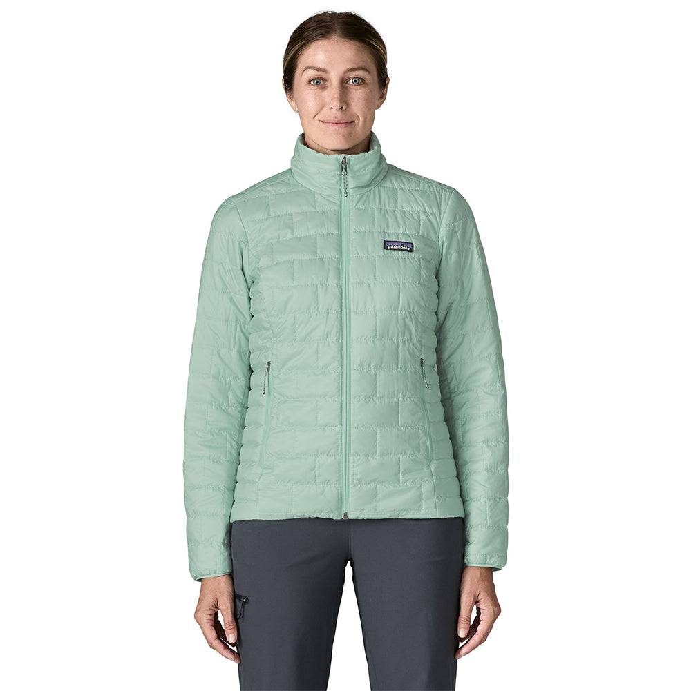 Patagonia W Nano Puff Jkt Midlayer in Blue Color