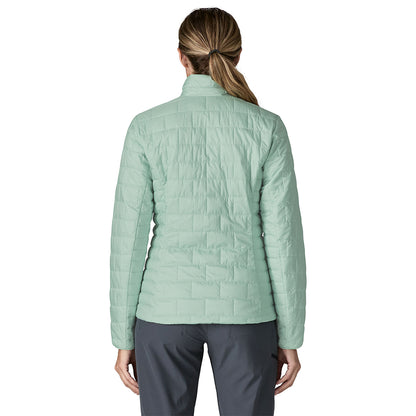 Patagonia W Nano Puff Jkt Midlayer in Blue Color