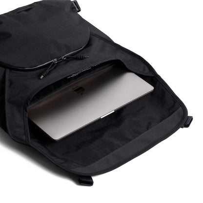VENTURE MESSENGER 22L | BLACK