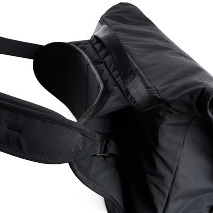 VENTURE MESSENGER 22L | BLACK