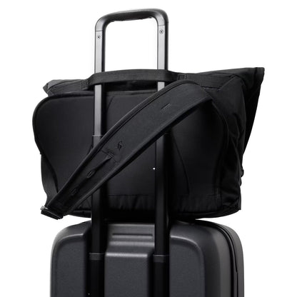 VENTURE MESSENGER 22L | BLACK