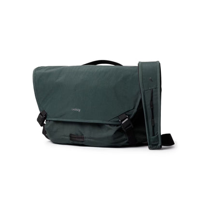 Bellroy Venture Messenger 16L Bags in Green Color