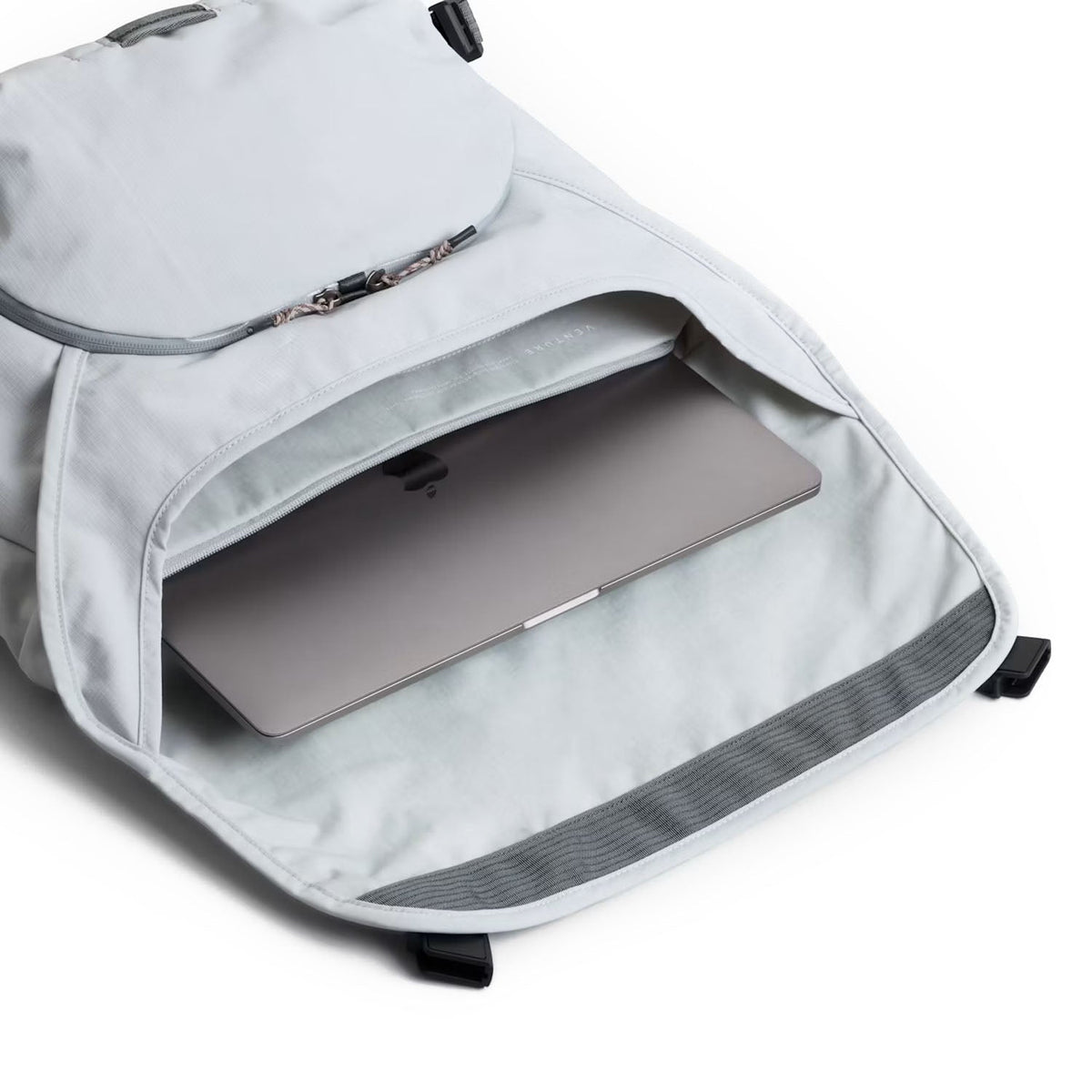 VENTURE MESSENGER 22L | FOG