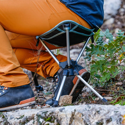 COMPASS 360 STOOL | CLAY RED