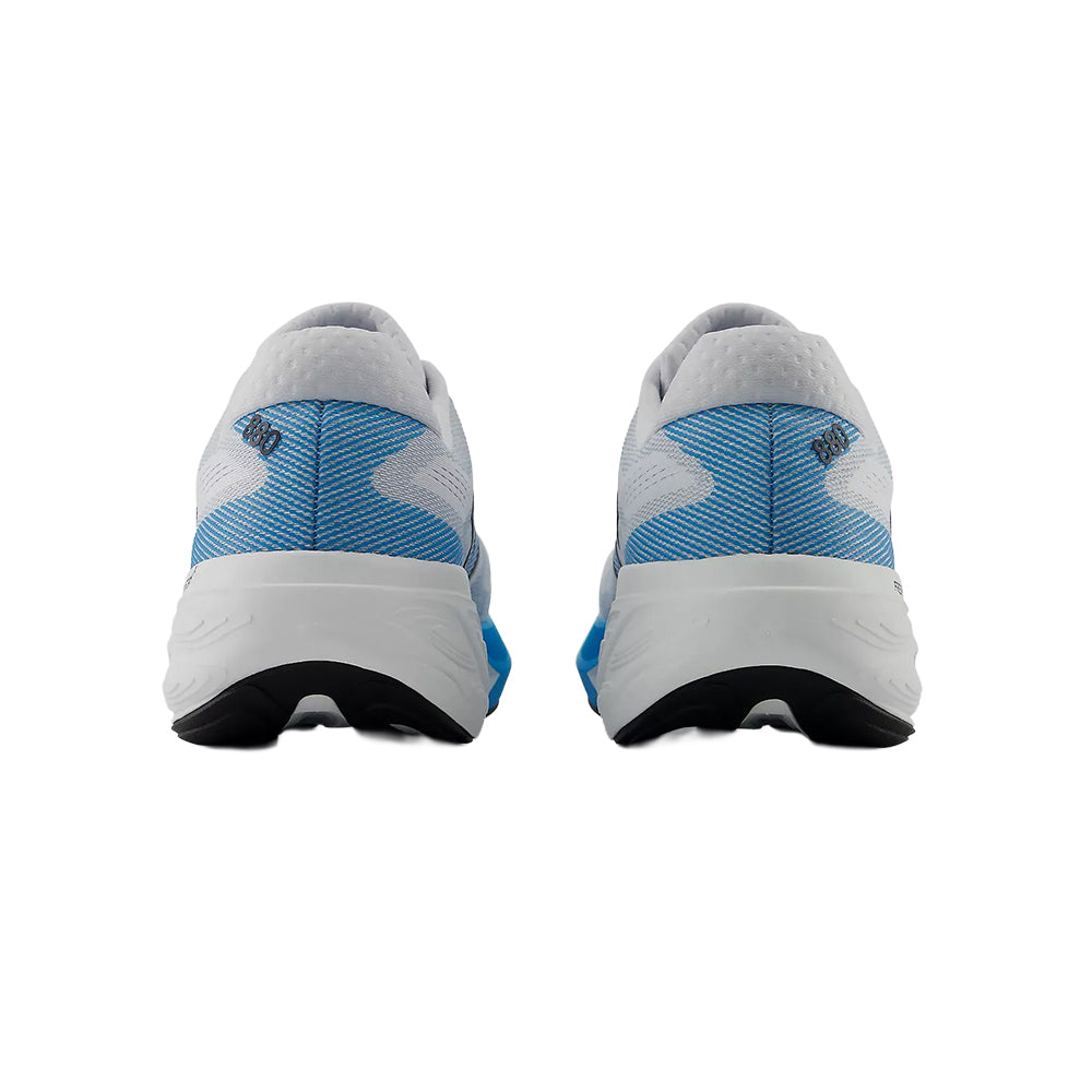 New Balance M 880V15 Running Shoes in White Color