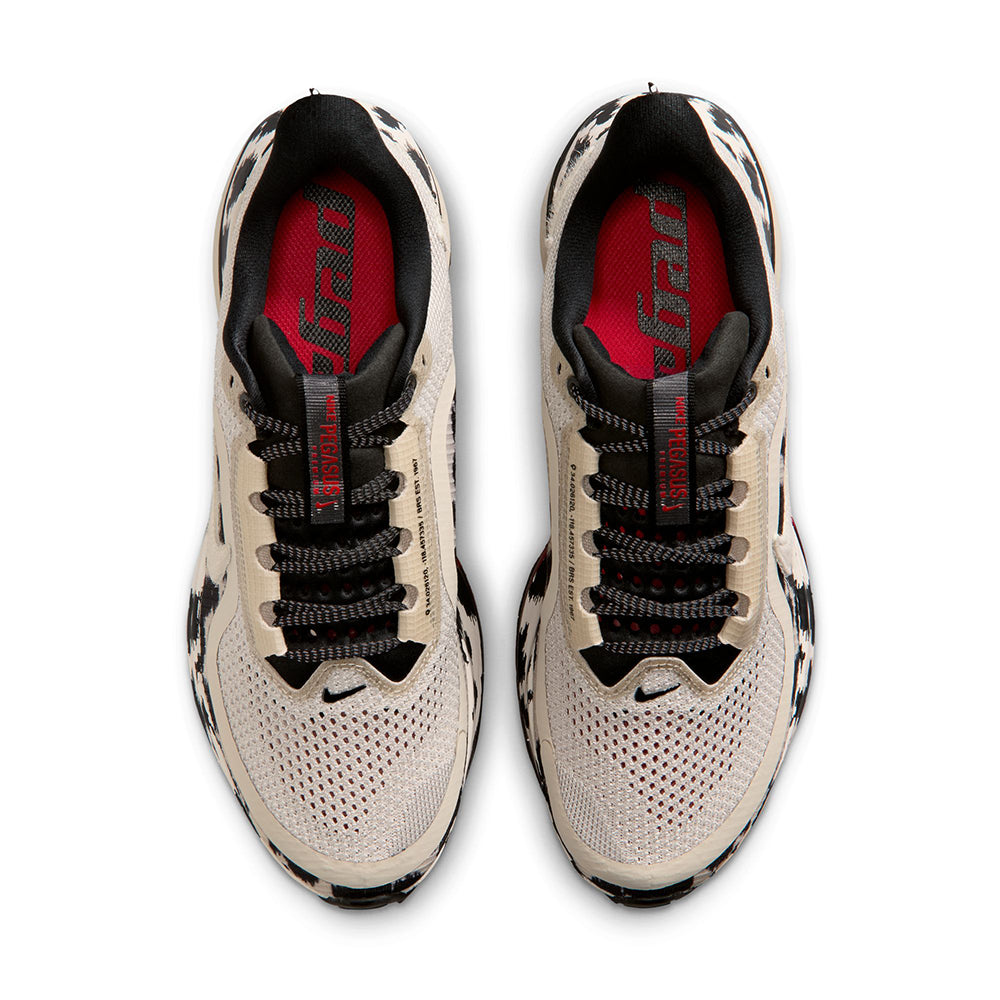 Nike W Pegasus Premium Running Shoes in Multi Color