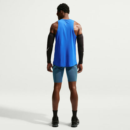 Nike M Stride Df Adv Tank Top in Blue Color