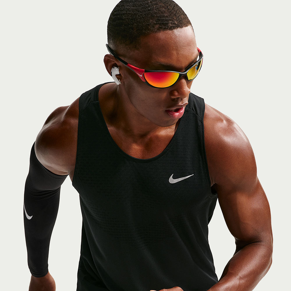 Nike M Stride Df Adv Tank Top in Black Color