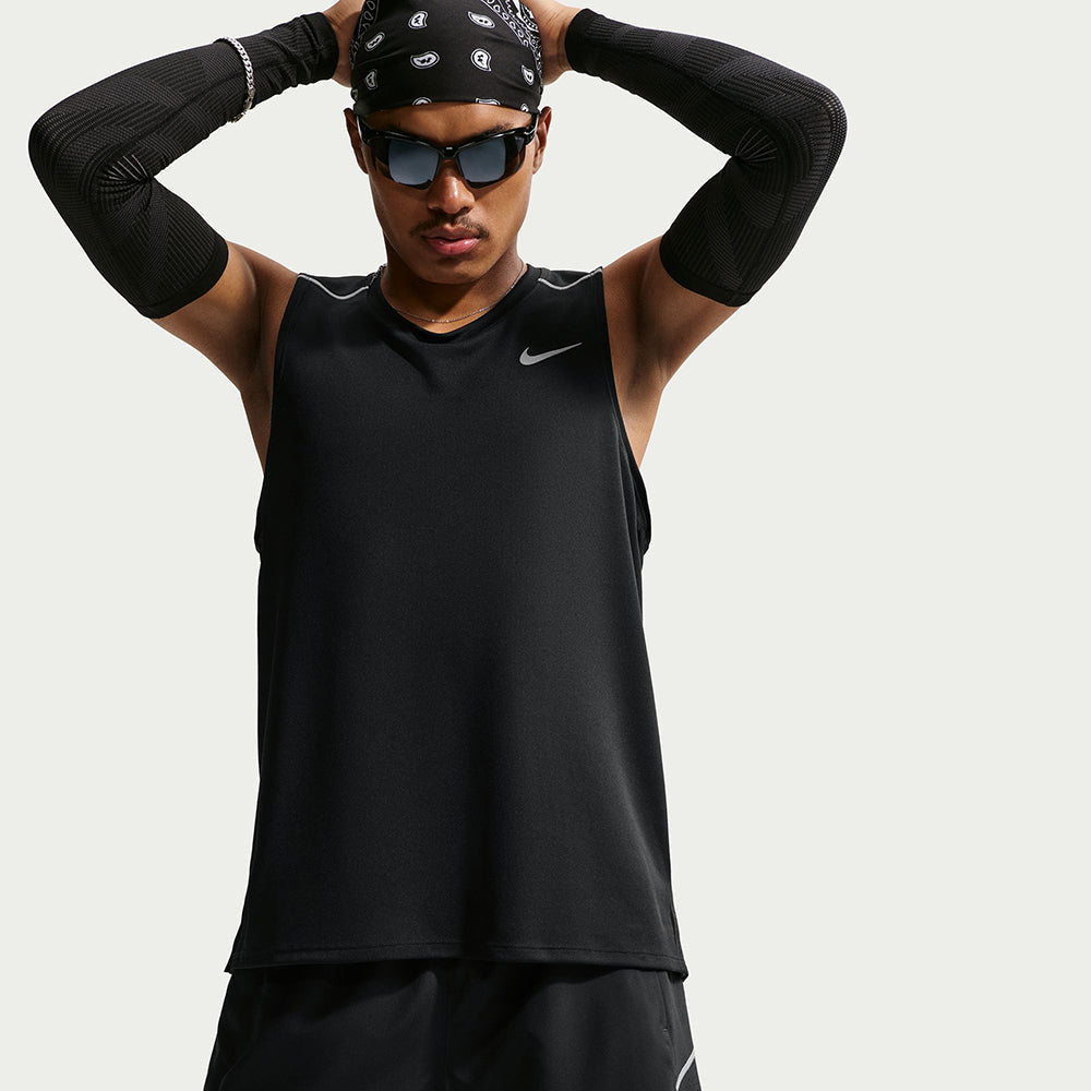 Nike M Df Miler 7In Bl Shorts in Black Color