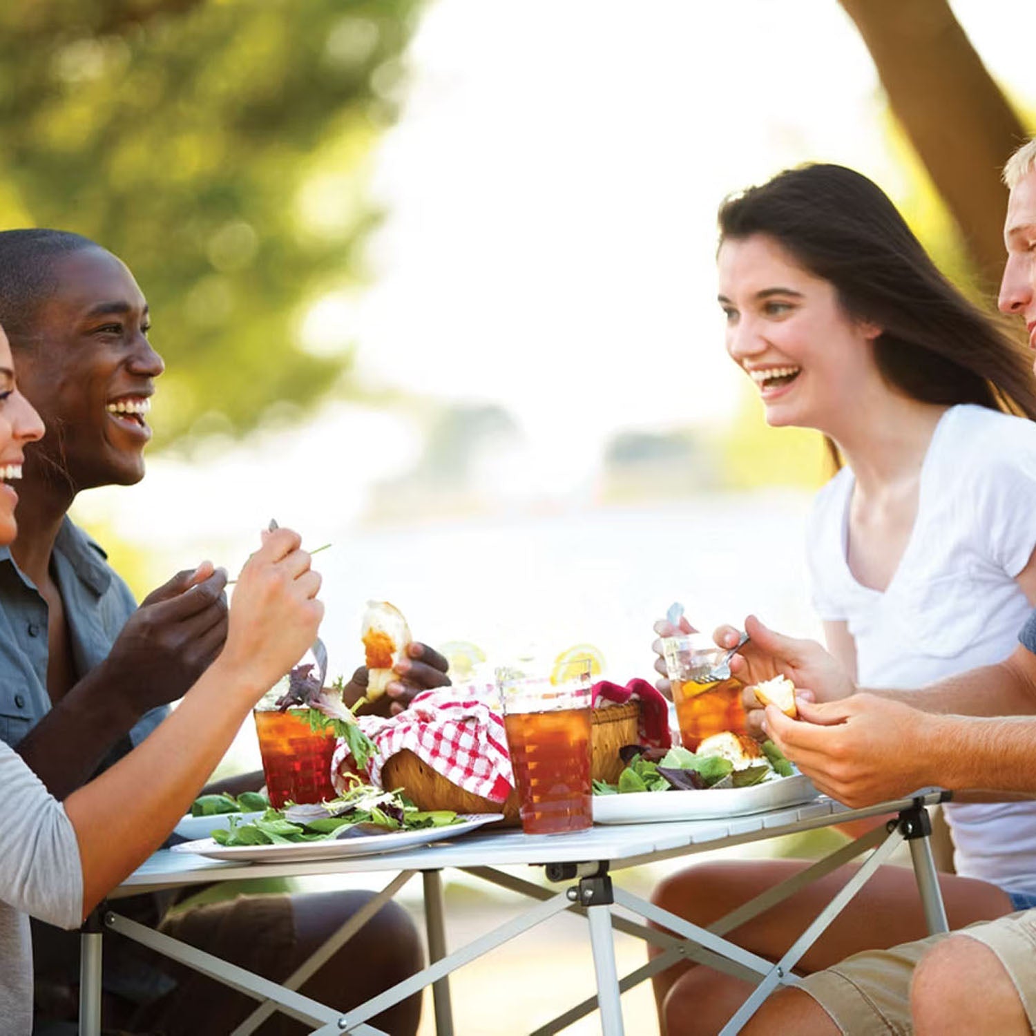 TABLE OUTDOOR COMPACT | NO COLOR