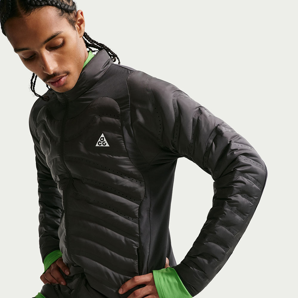 Nike M Acg Lava Loft Therma J Midlayer in Black Color