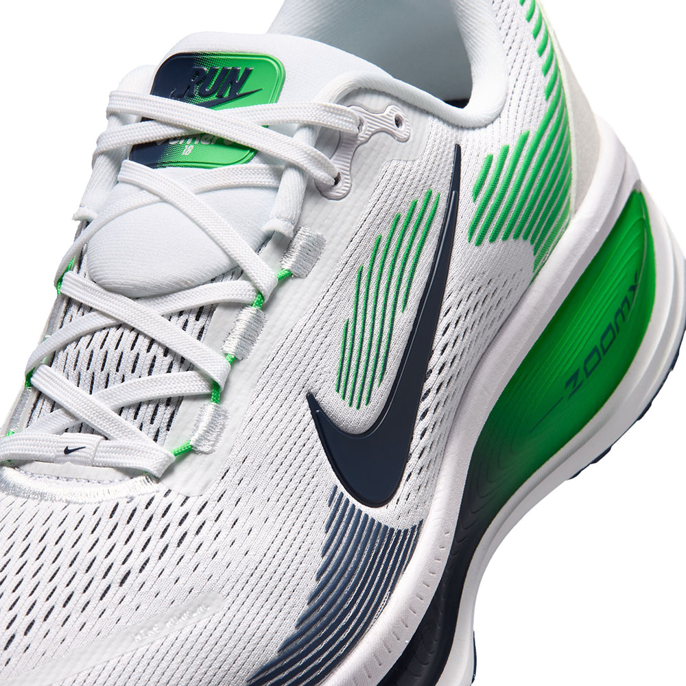 Nike M Vomero 18 Running Shoes in White Color