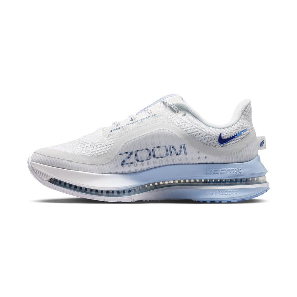 Nike W Pegasus Premium Running Shoes in White Color