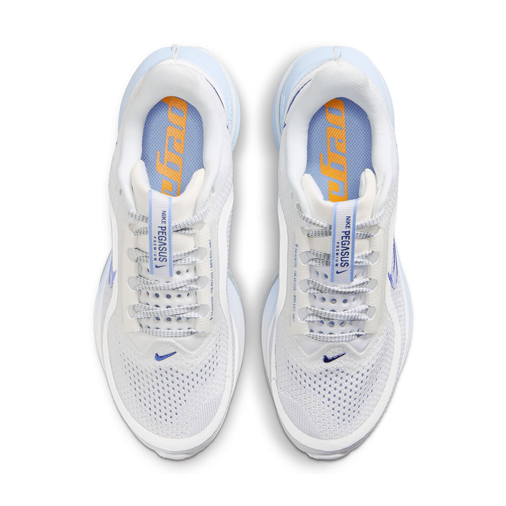 Nike W Pegasus Premium Running Shoes in White Color