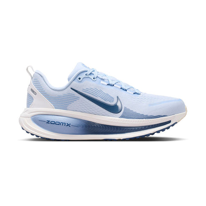 Nike W Vomero 18 Running Shoes in Blue Color