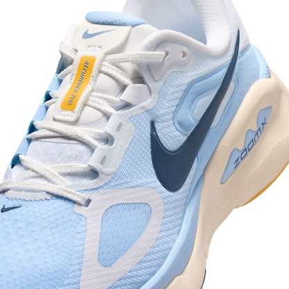 Nike W Structure Plus Running Shoes in White Color