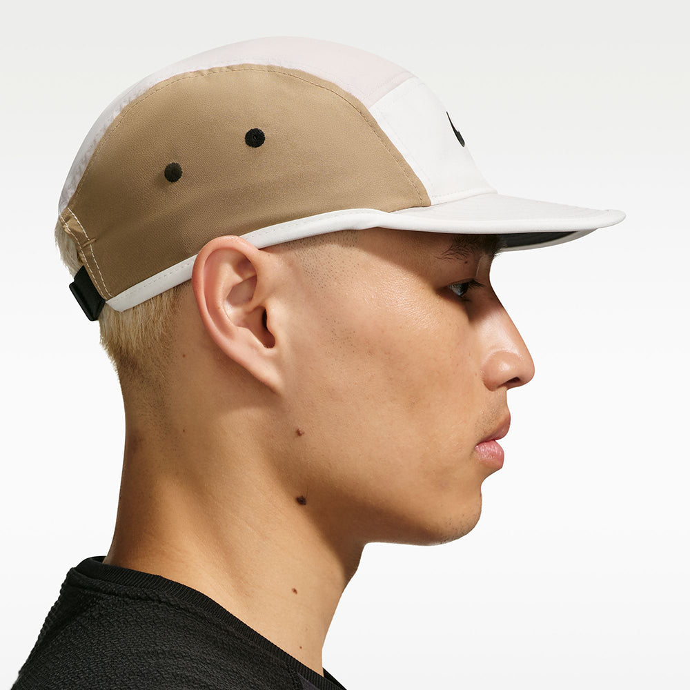 Nike Df Fly Hat in White Color