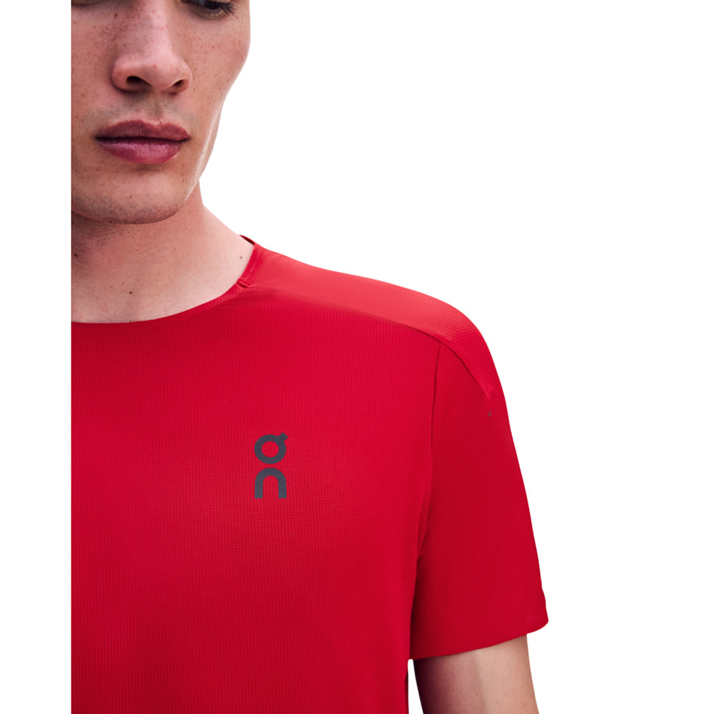 On M Performance-T Tops in Red Color
